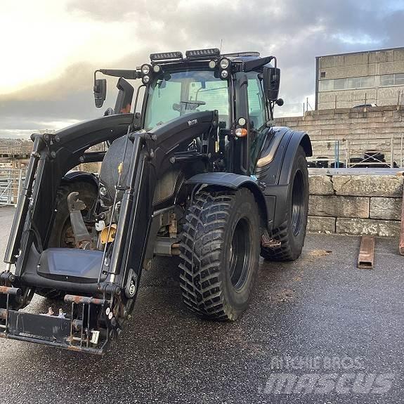 Valtra N174 Трактора