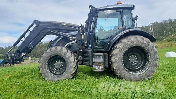 Valtra N174 Трактора