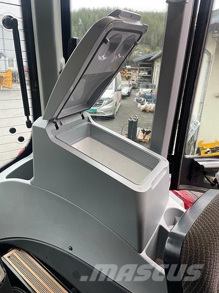 Valtra N174 Versu Трактора