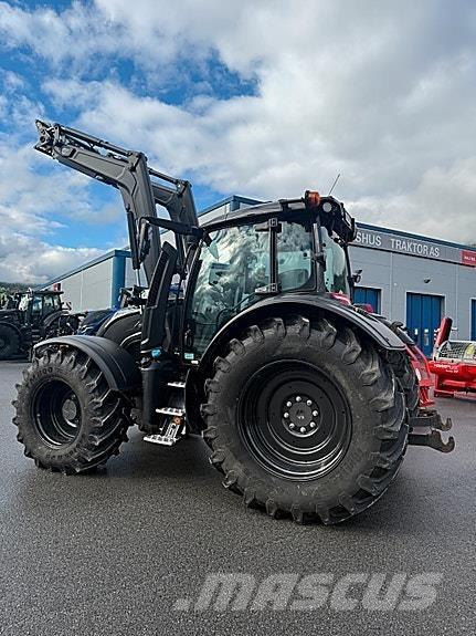 Valtra N175 Трактора