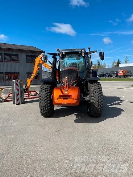 Valtra N175D Трактора