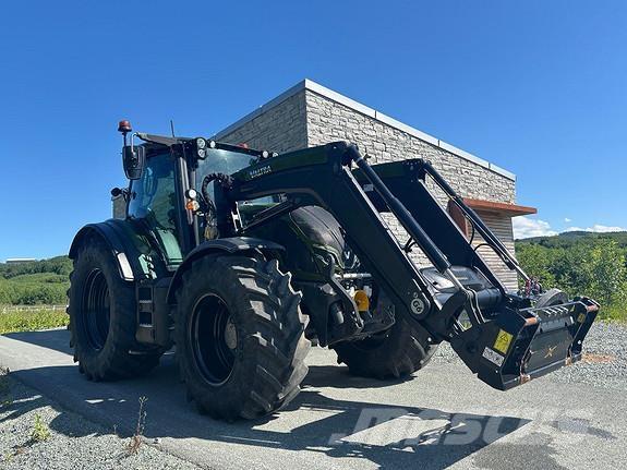 Valtra N175D Трактора