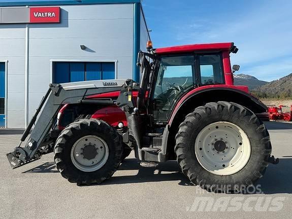 Valtra T 213 V Трактора