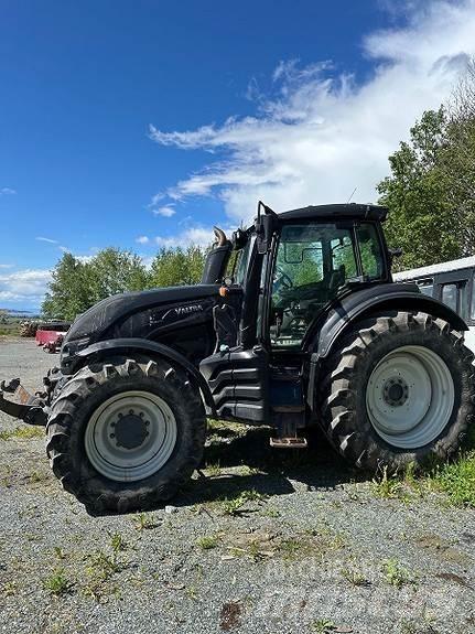 Valtra T 214 Трактора
