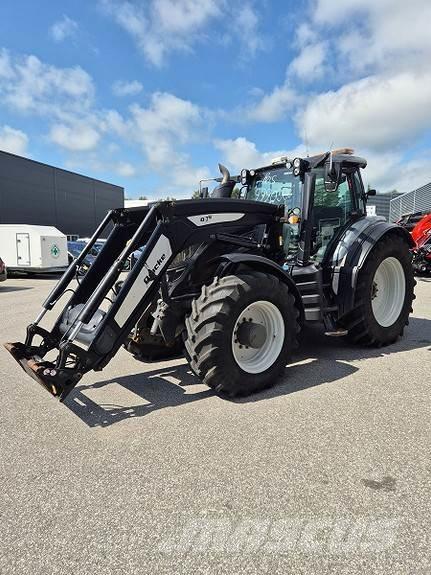 Valtra T 234 Versu Трактора