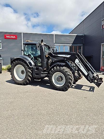 Valtra T 234 Versu Трактора