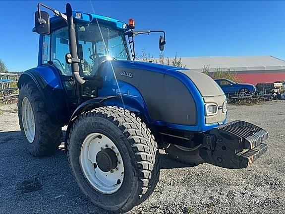 Valtra T150 Трактора