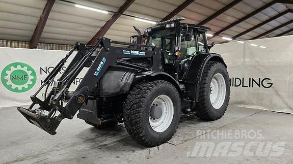 Valtra T182 Трактора