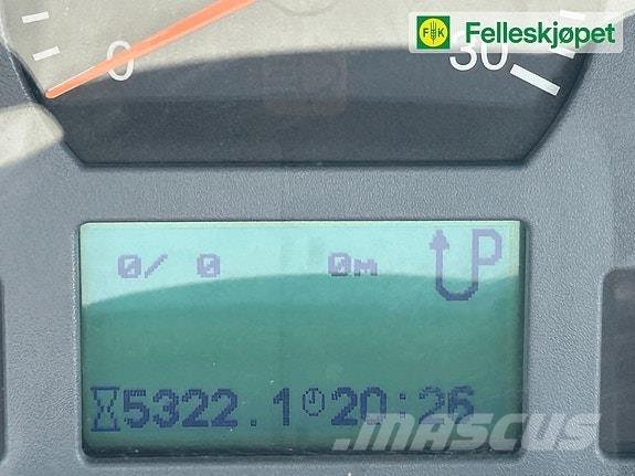 Valtra T190 Трактора