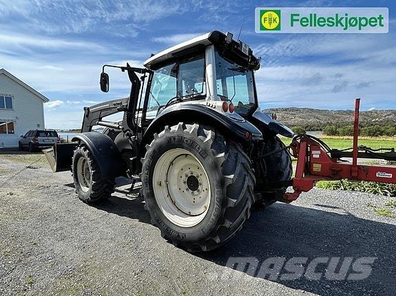 Valtra T190 Трактора