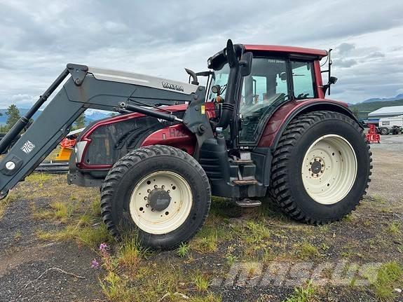 Valtra T203 Трактора