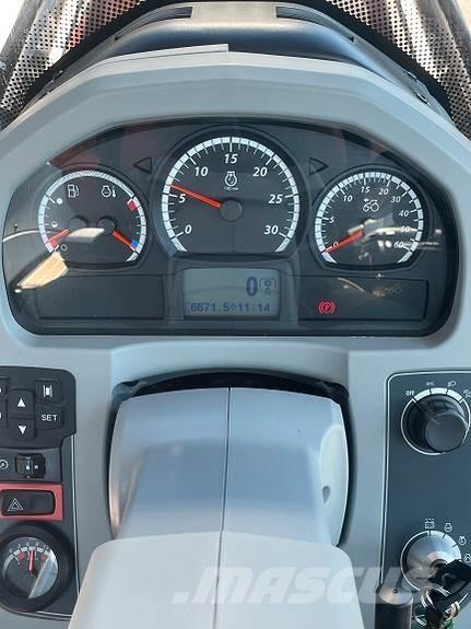 Valtra T214 Трактора