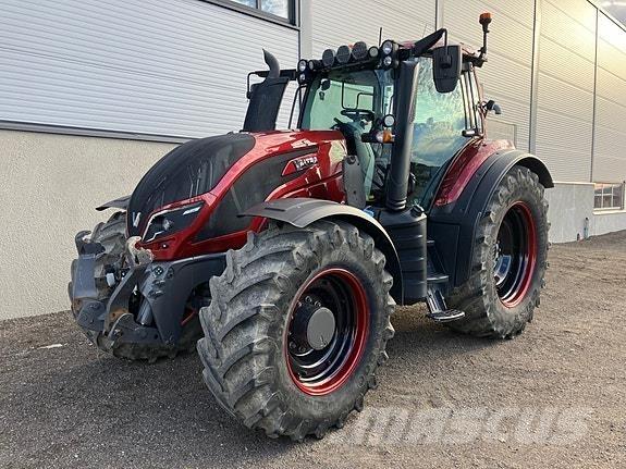 Valtra T234 Direct Трактора