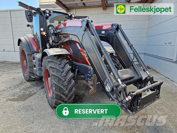 Valtra T235 Трактора