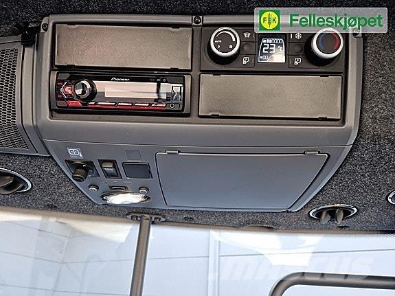 Valtra T235 Трактора