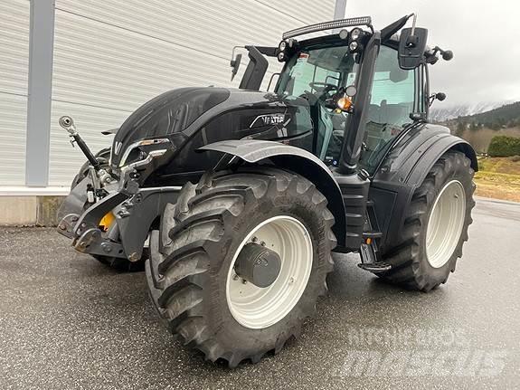 Valtra T235D Трактора