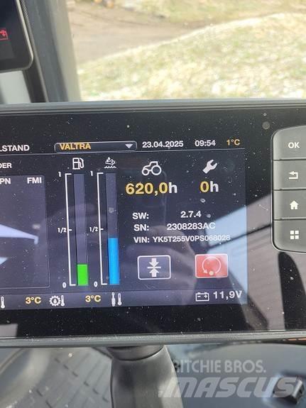 Valtra T255 Трактора