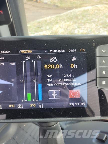 Valtra T255 Трактора