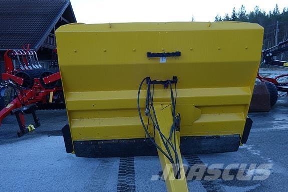 Vama 5 kubikk Другая техника для уборки снега