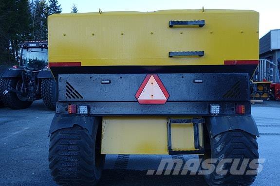 Vama 5 kubikk Другая техника для уборки снега