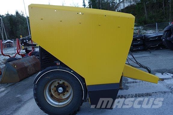 Vama 5 kubikk Другая техника для уборки снега