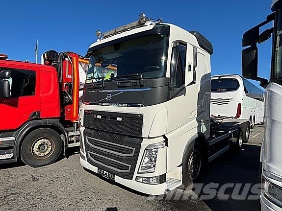 Volvo  Контейнеровозы