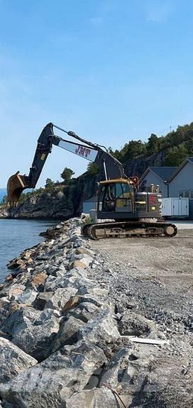 Volvo ECR235EL Гусеничные экскаваторы