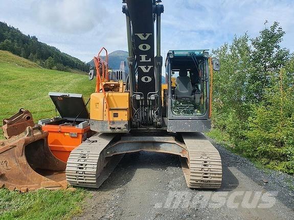 Volvo ECR235EL Гусеничные экскаваторы