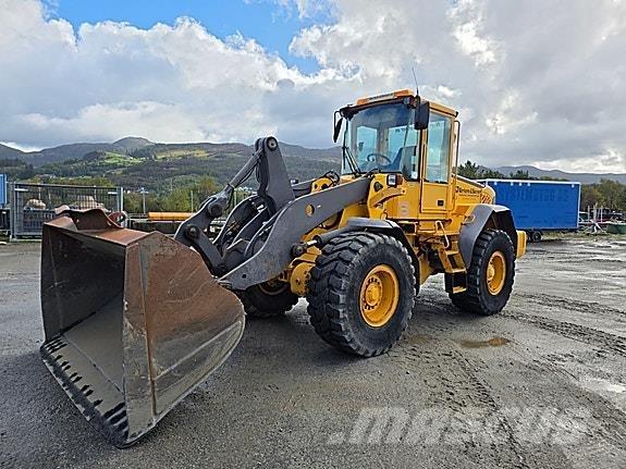Volvo L90E Фронтальные погрузчики