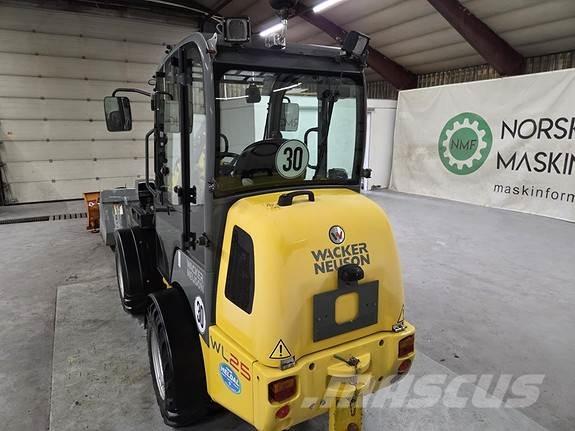 Wacker Neuson WL25 Универсальные фронтальные погрузчики