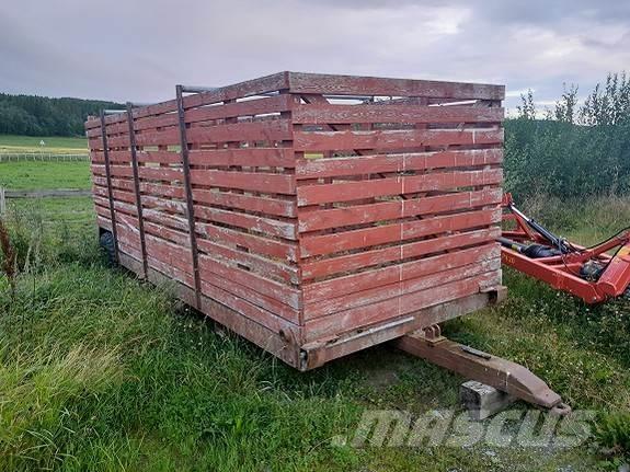  Обычные тракторные прицепы