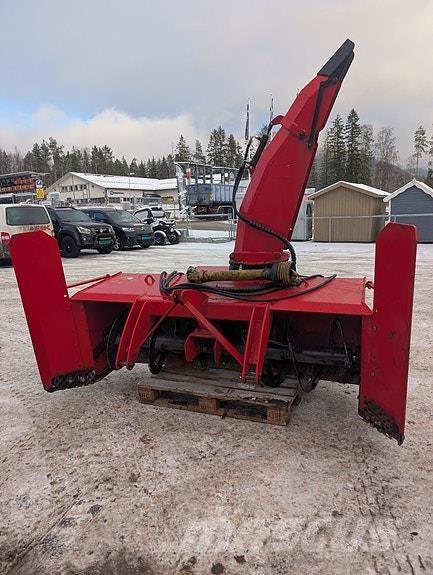   Снегоуборщики