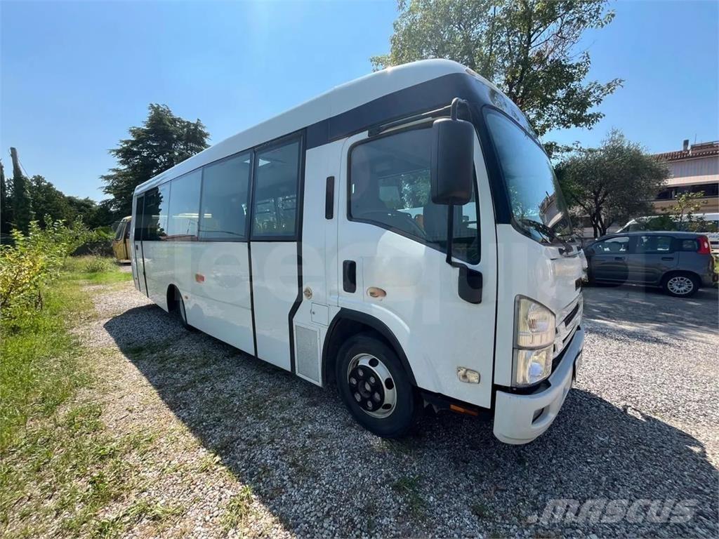 Isuzu P65 Школьные автобусы