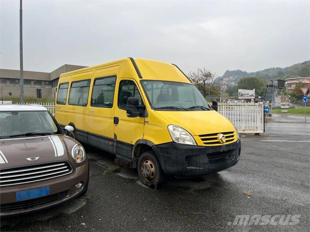 Iveco A50 Школьные автобусы