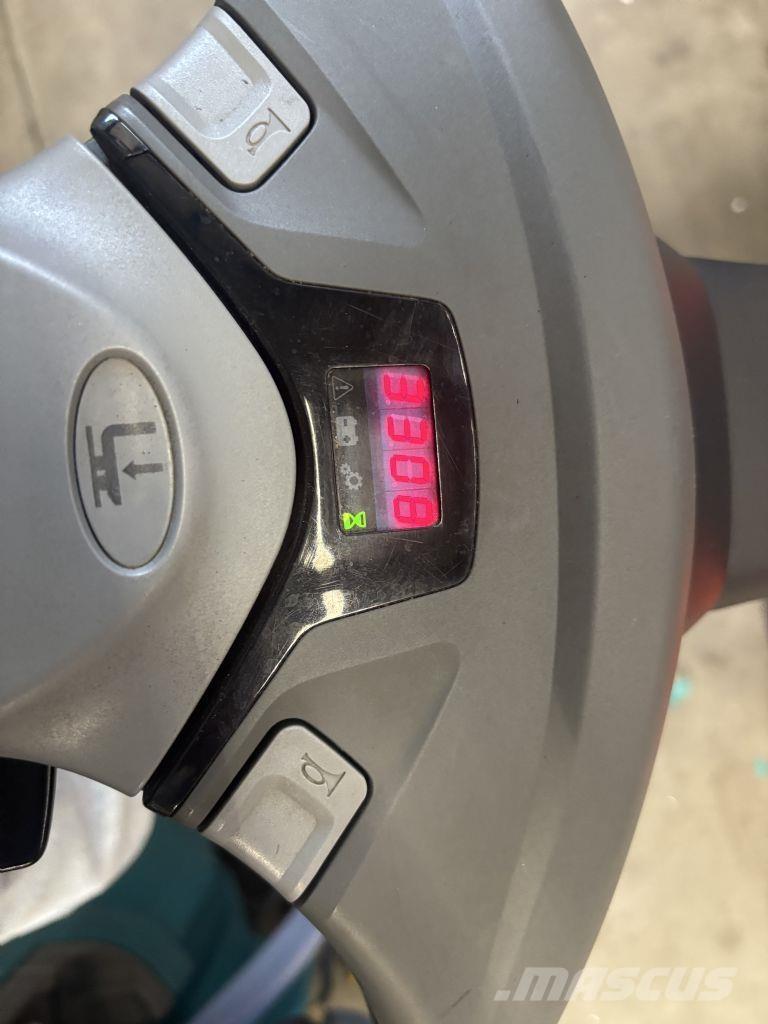 BT SWE120L Ручные штабелёры с электроподъёмом