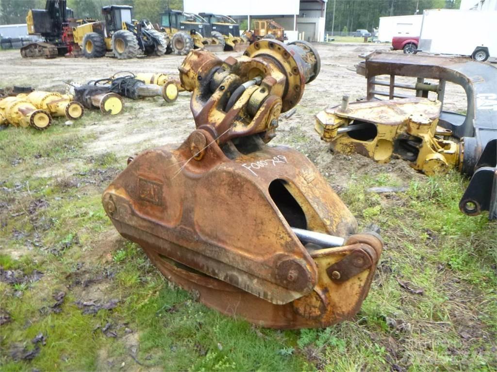 CAT 120 Лесозахваты