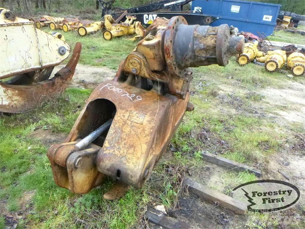 CAT 120 Лесозахваты