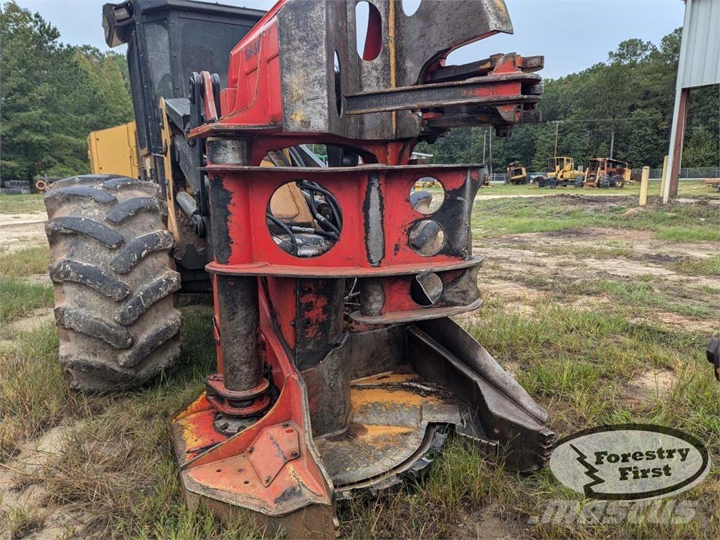 CAT 553C Валочно-пакетирующие машины