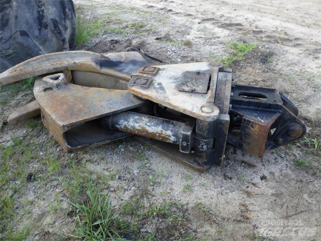 CAT GLL52B Лесозахваты