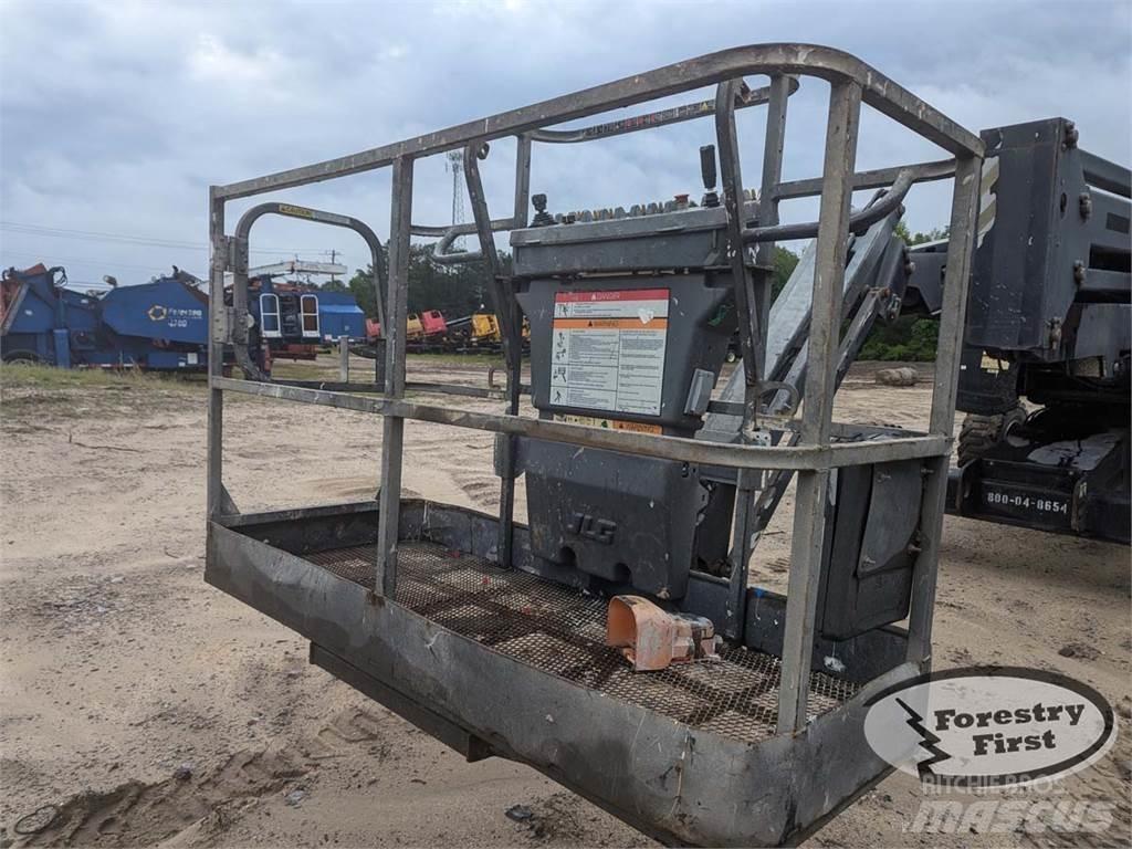 JLG 450AJ Лесозаготовительная техника - Другие