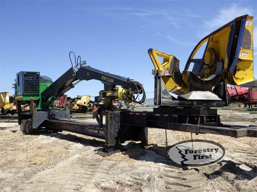John Deere 437E Лесопогрузчик