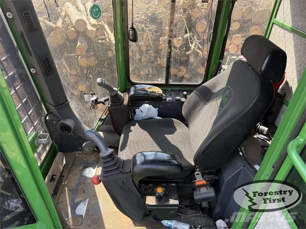 John Deere 437E Лесопогрузчик