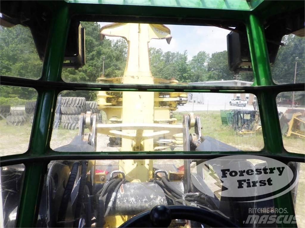 John Deere 843K Валочно-пакетирующие машины