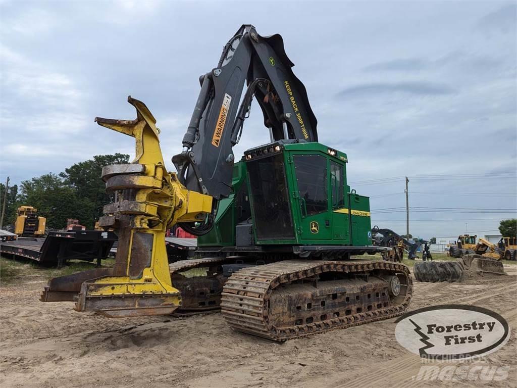 John Deere 853M Валочно-пакетирующие машины