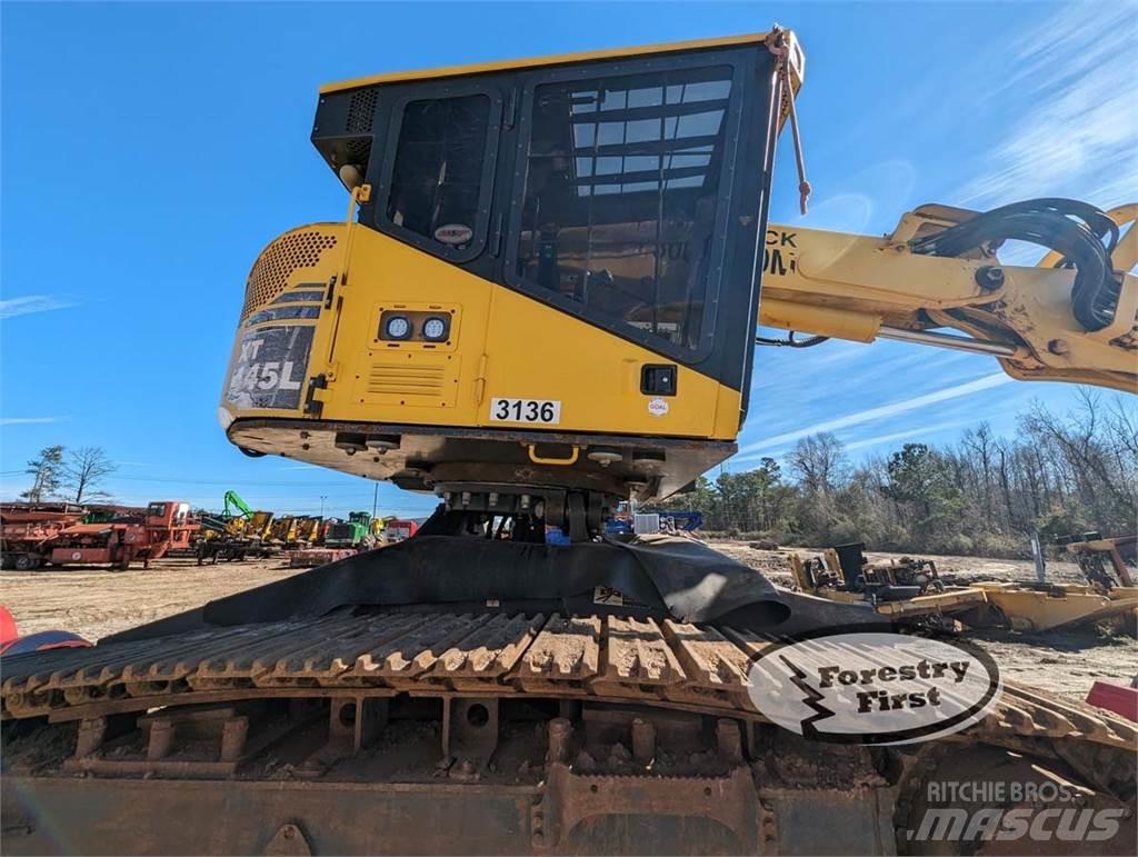 Komatsu XT445L-3 Валочно-пакетирующие машины