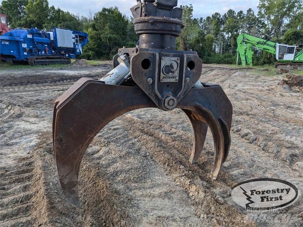Sennebogen 830E Лесопогрузчик