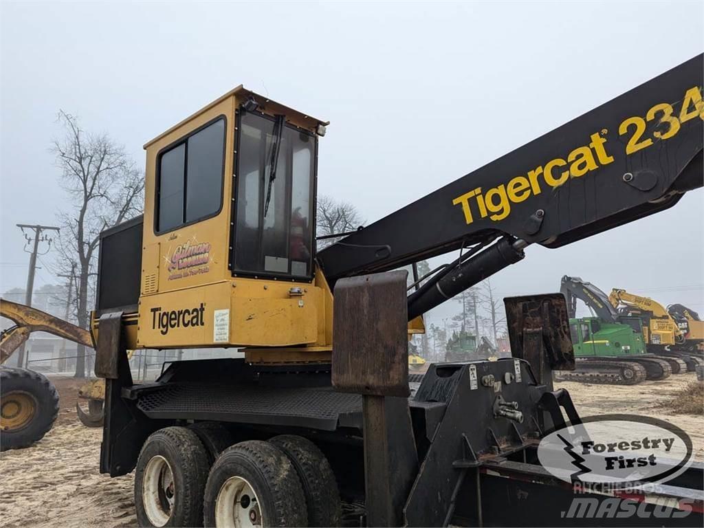 Tigercat 234 Лесопогрузчик