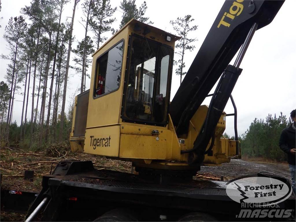 Tigercat 234B Лесопогрузчик