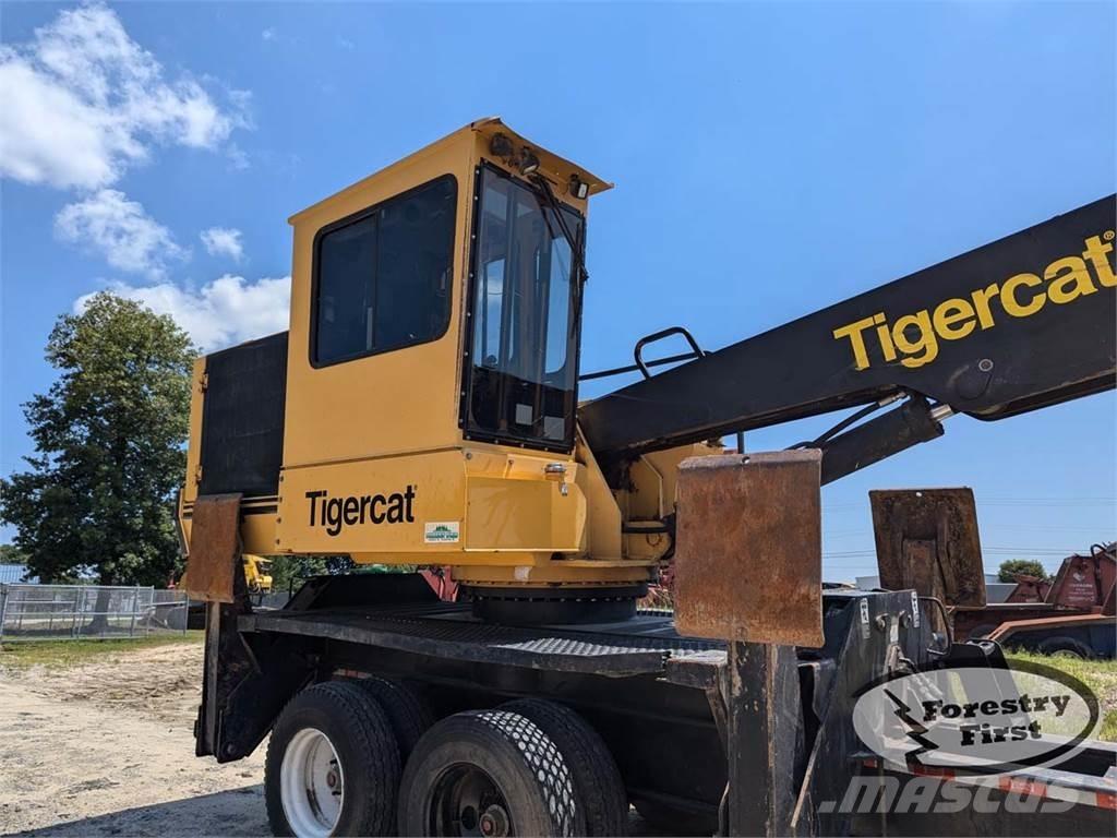 Tigercat 234B Лесопогрузчик
