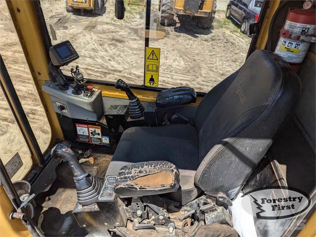 Tigercat 234B Лесопогрузчик